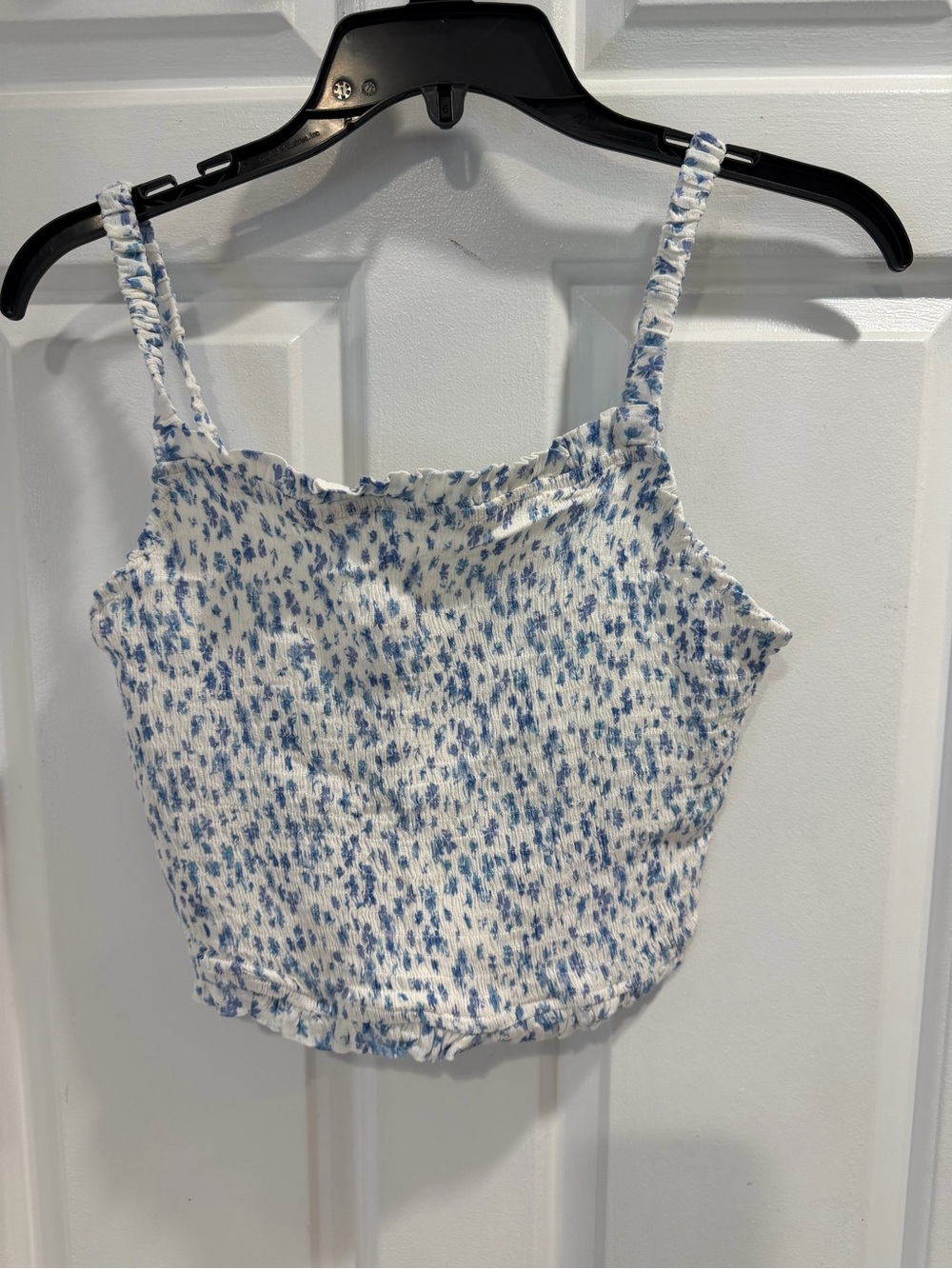 NWT Promesa White and Light Blue Floral Smocked Top Sz M